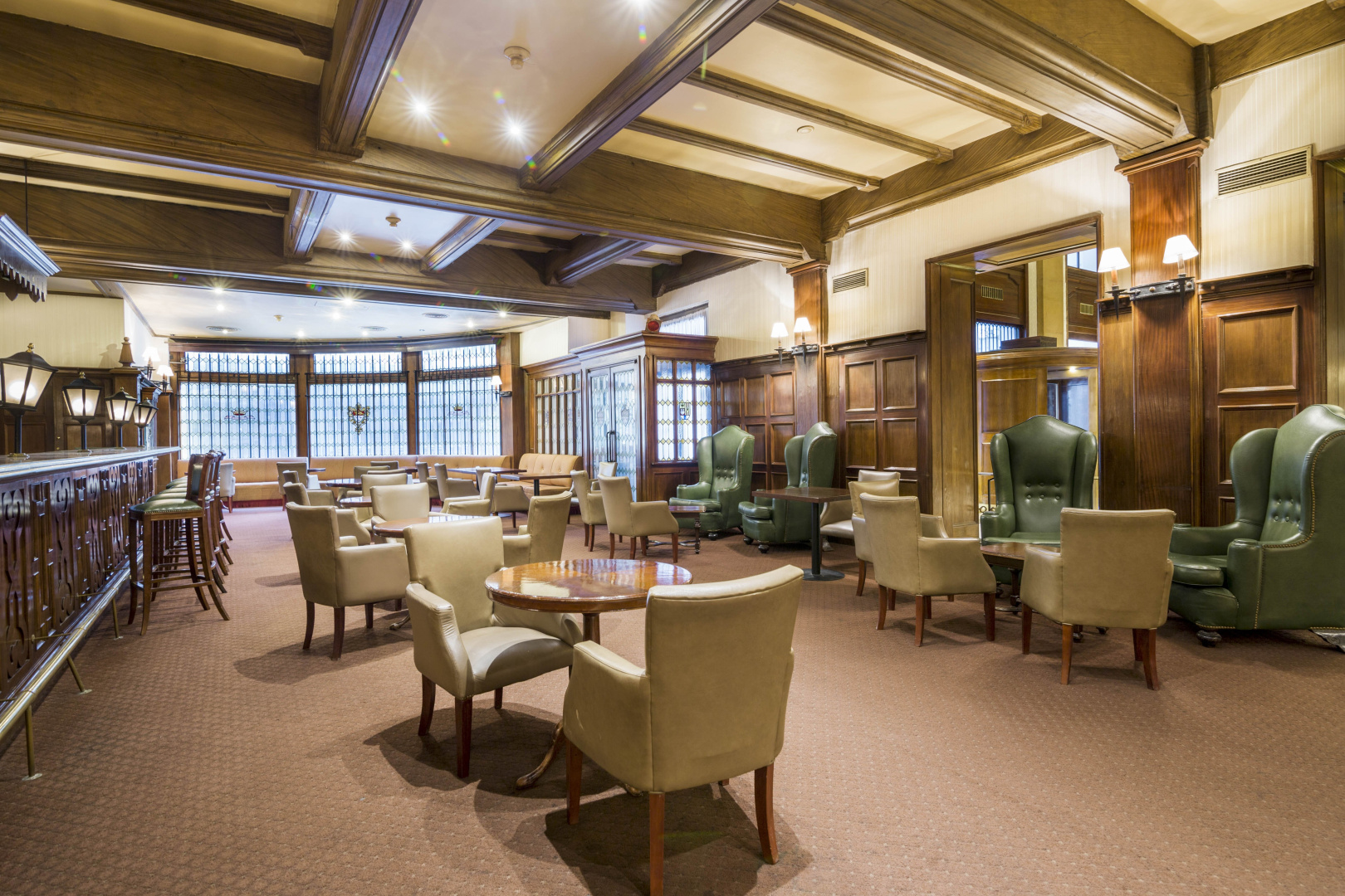 Photo - Claridge Hotel
