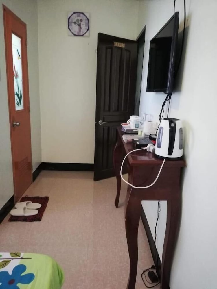 Balai Mariacaria Pension House