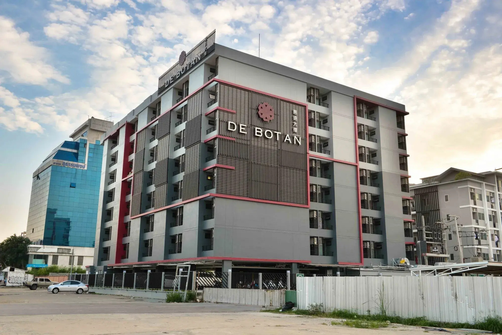 Foto - De Botan Srinakarin Hotel & Residence