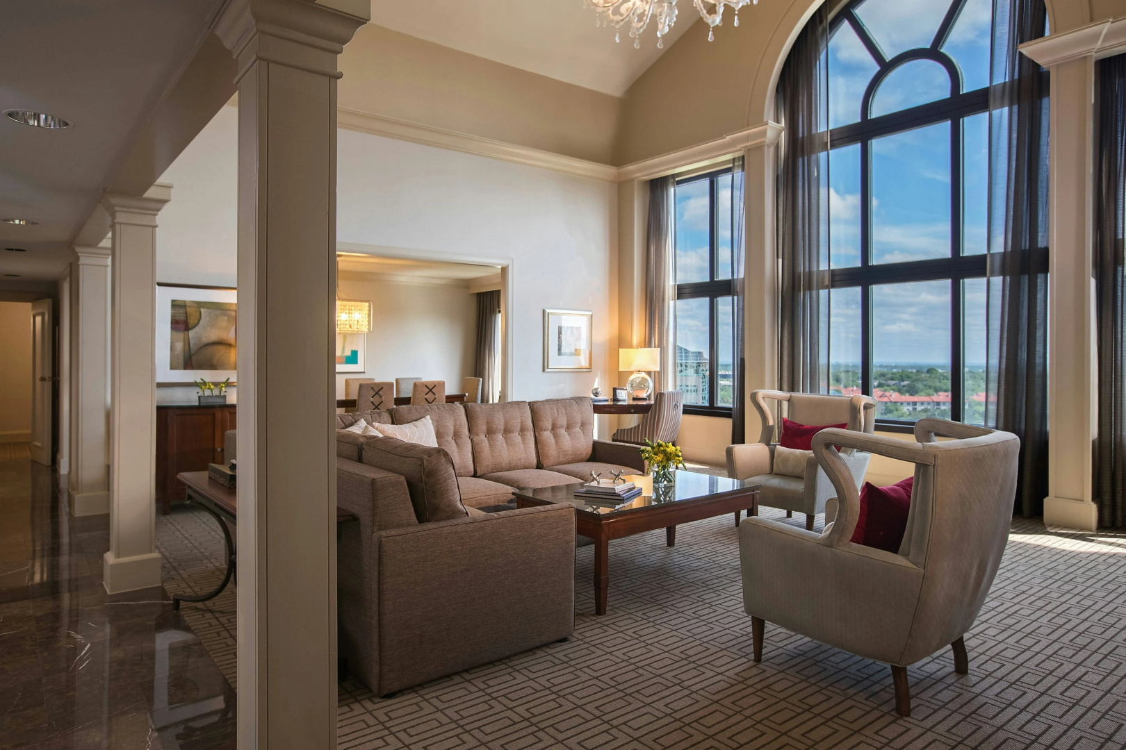 Photo - Renaissance Austin Hotel
