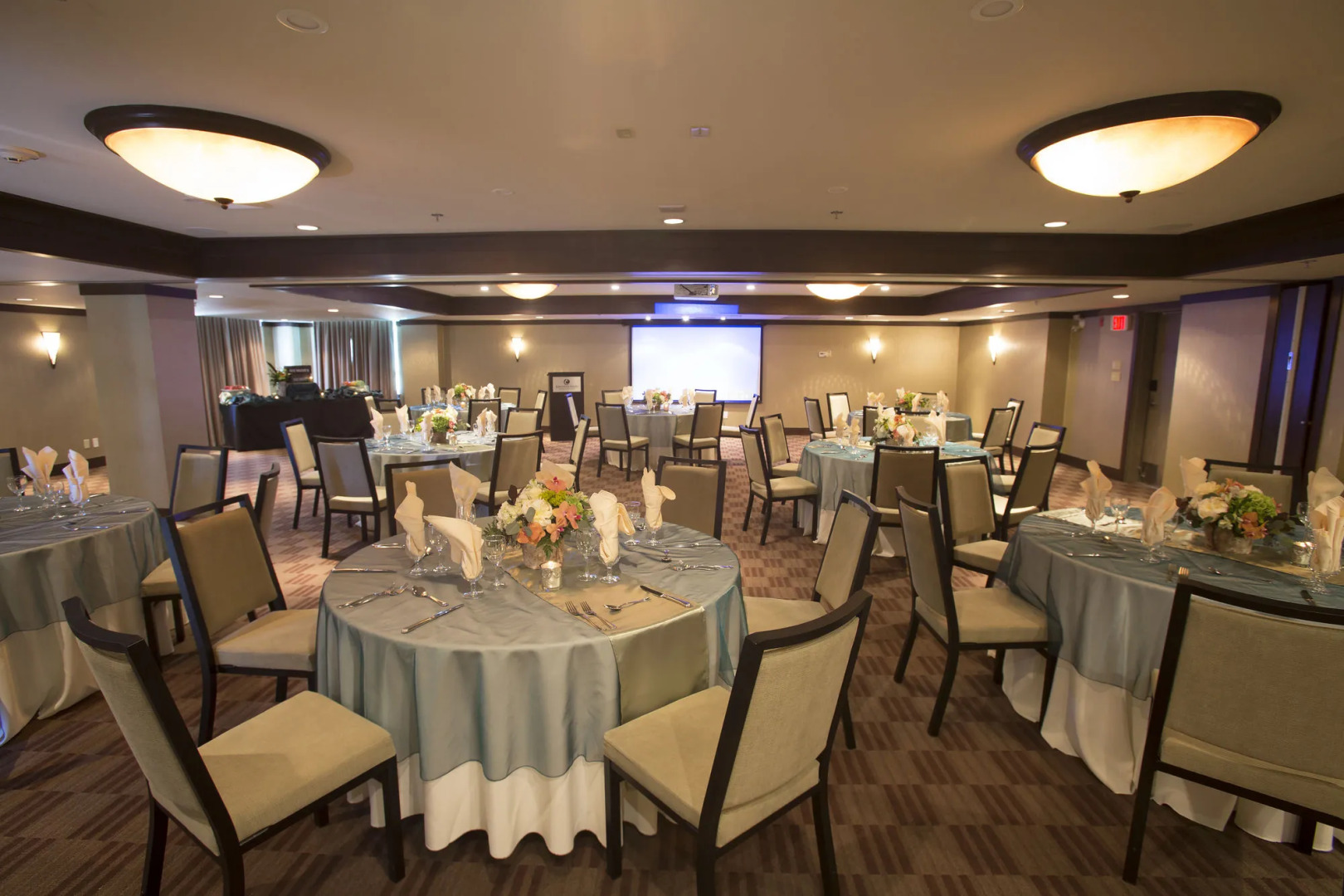 Photo - Executive Suites Hotel and Resort, Squamish