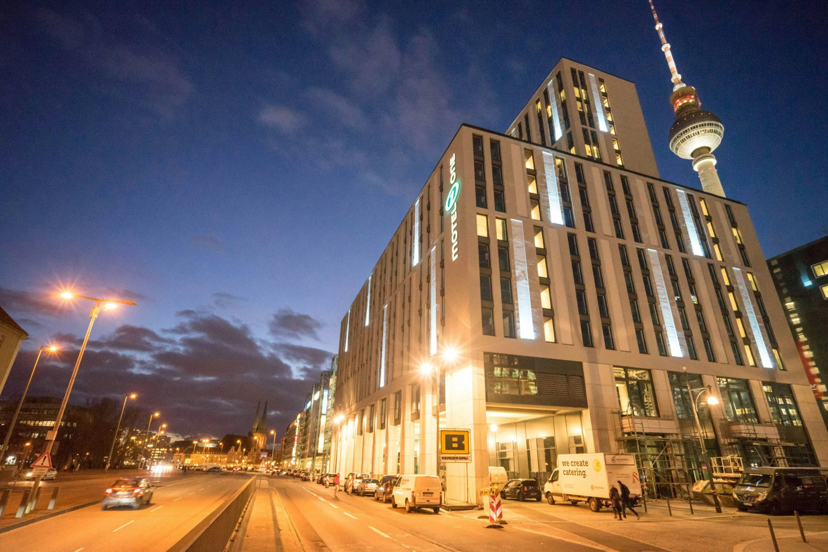 Photo - Motel One Berlin-Alexanderplatz