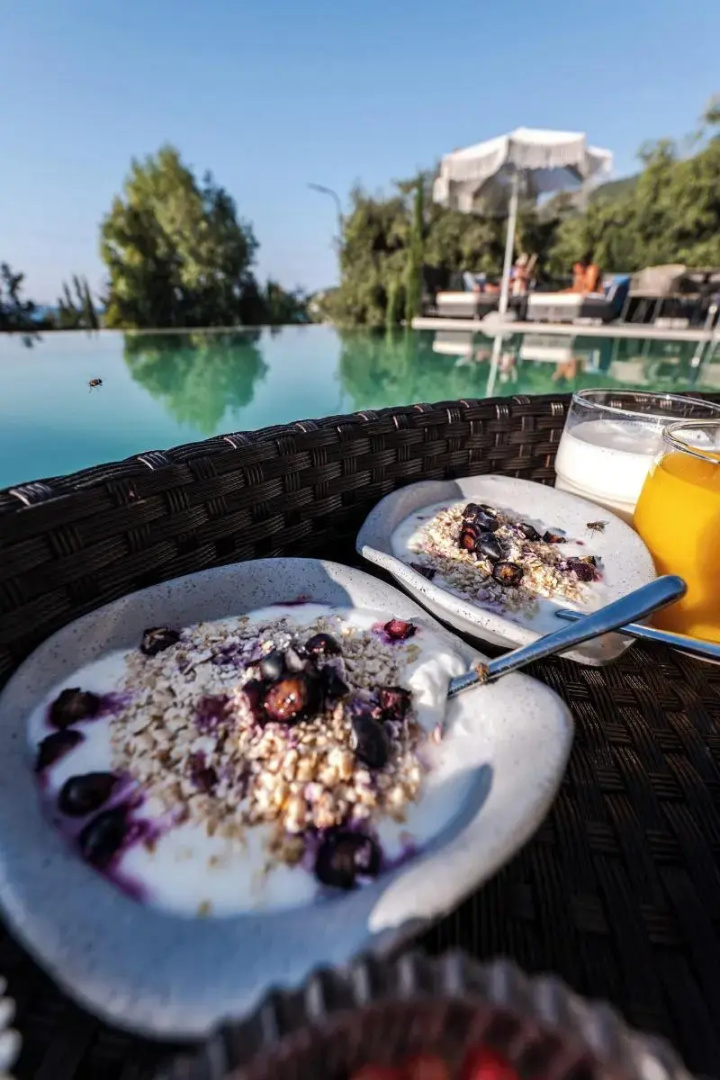 Photo - Mazarine Hotel
