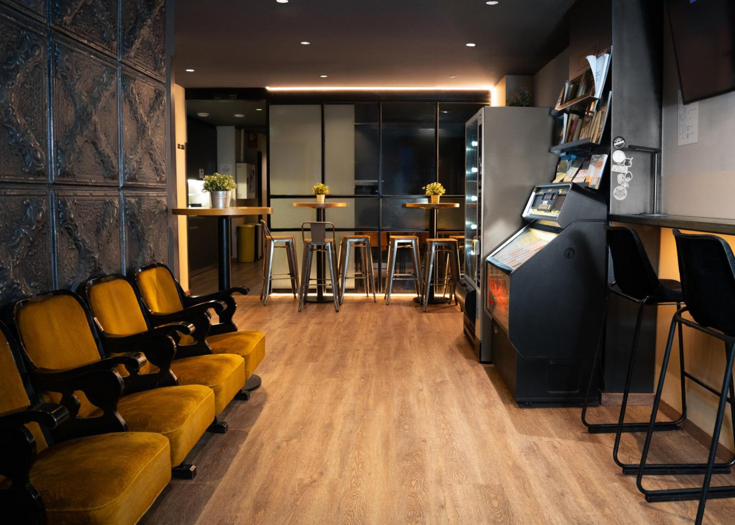 Photo - Airhostel Barcelona Airport 24h
