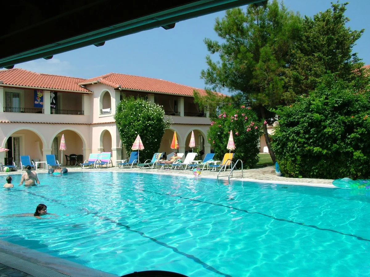 Photo - Kamari Apartments