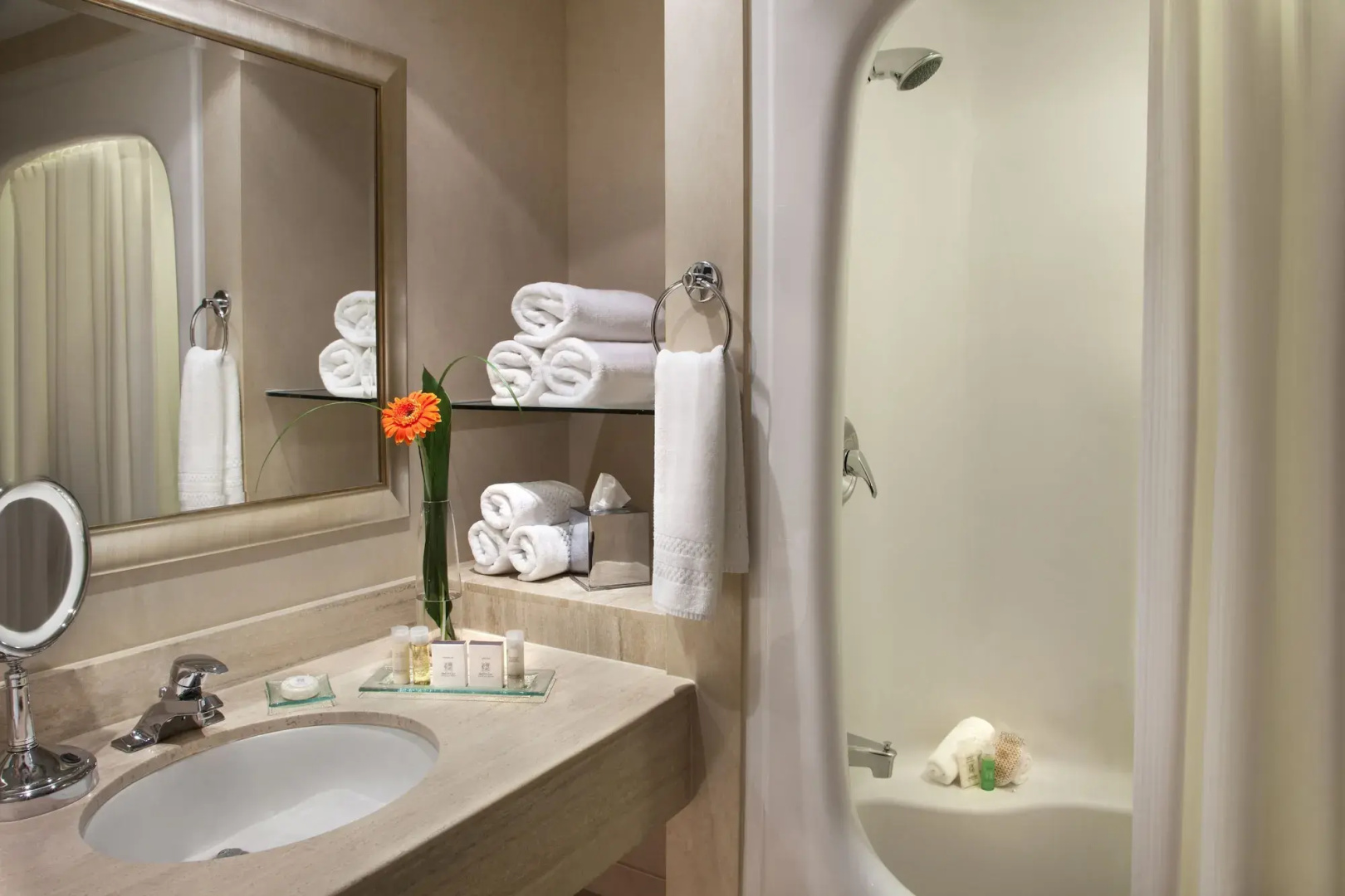 Photo - White Oaks Resort & Spa