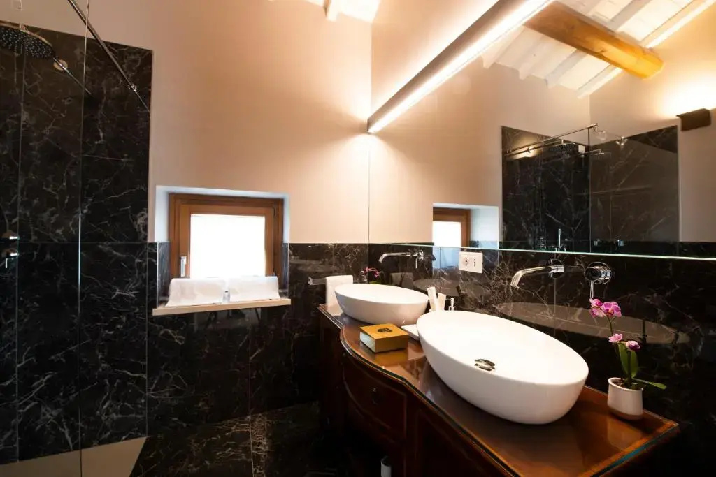 Photo - Magari Estates Hotel