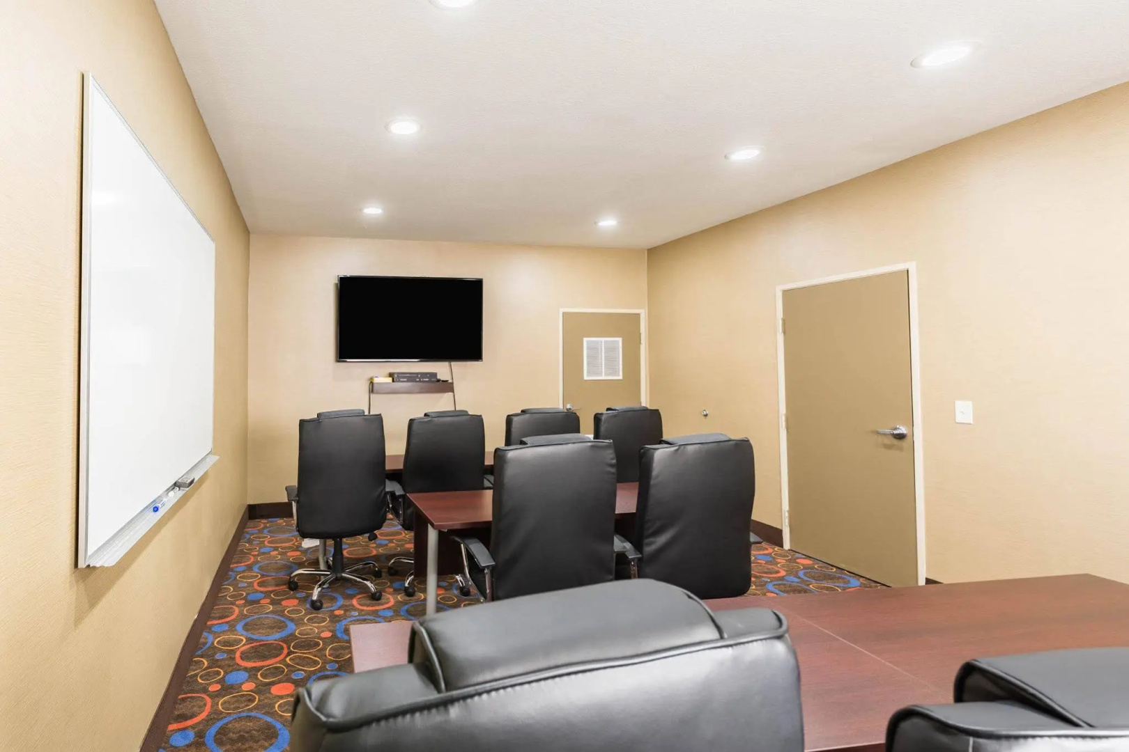 Foto - Econo Lodge Inn & Suites East