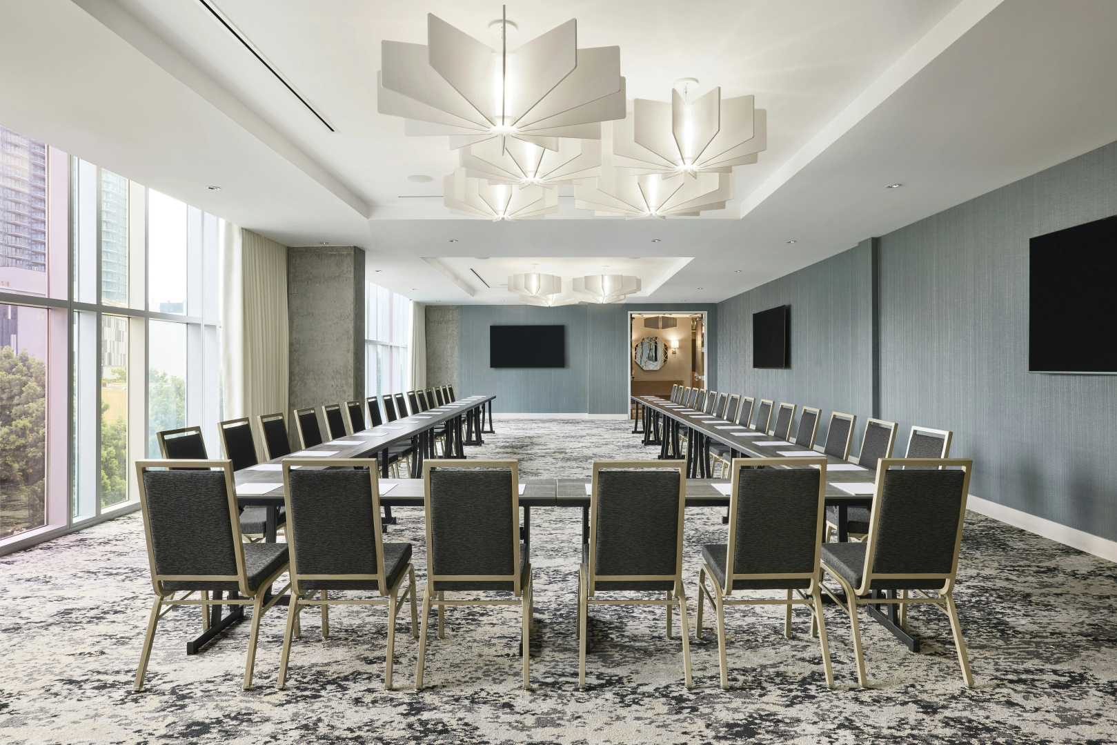 Photo - Carte Hotel San Diego Downtown, Curio Collection by Hilton