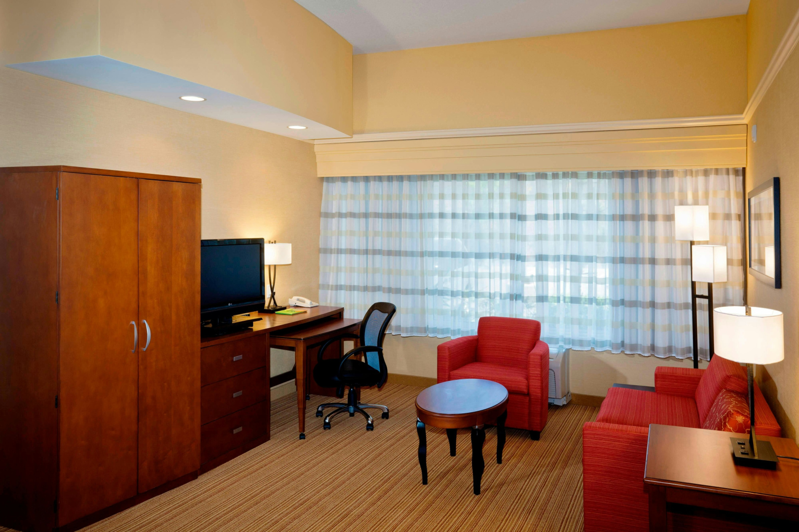 Foto - Courtyard by Marriott Ventura Simi Valley