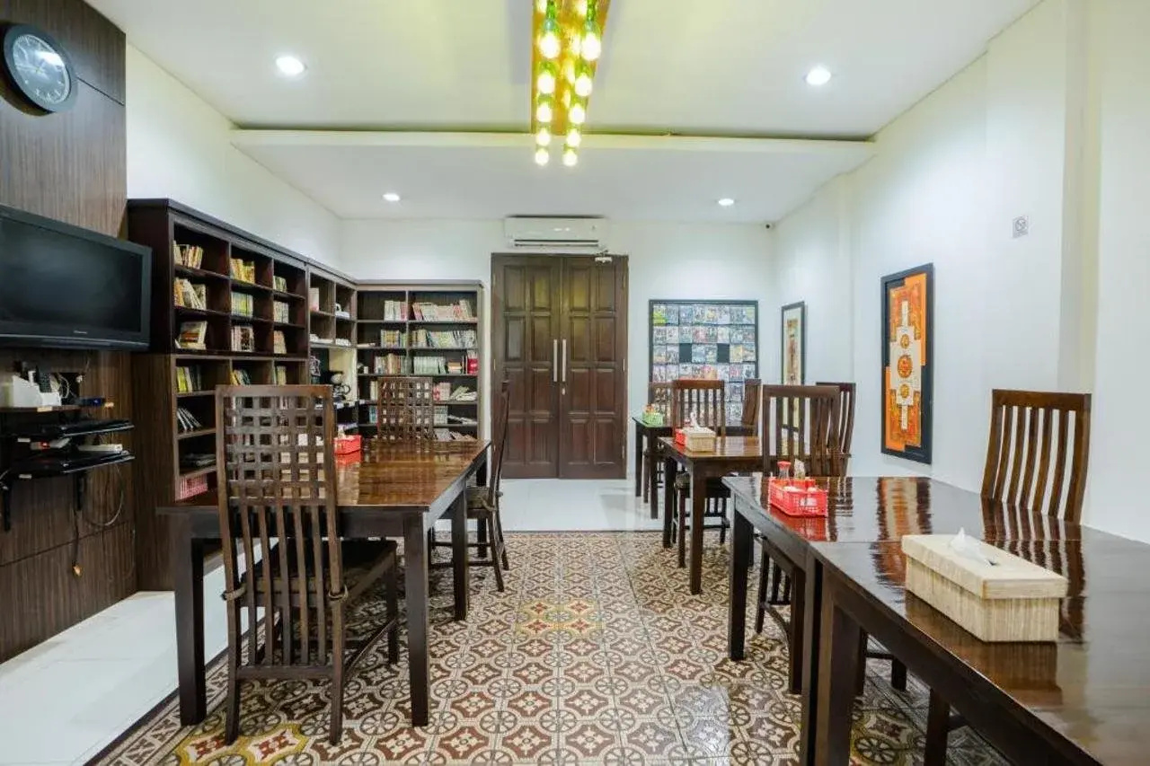 Photo - Jambuluwuk Heritage Menteng Suites