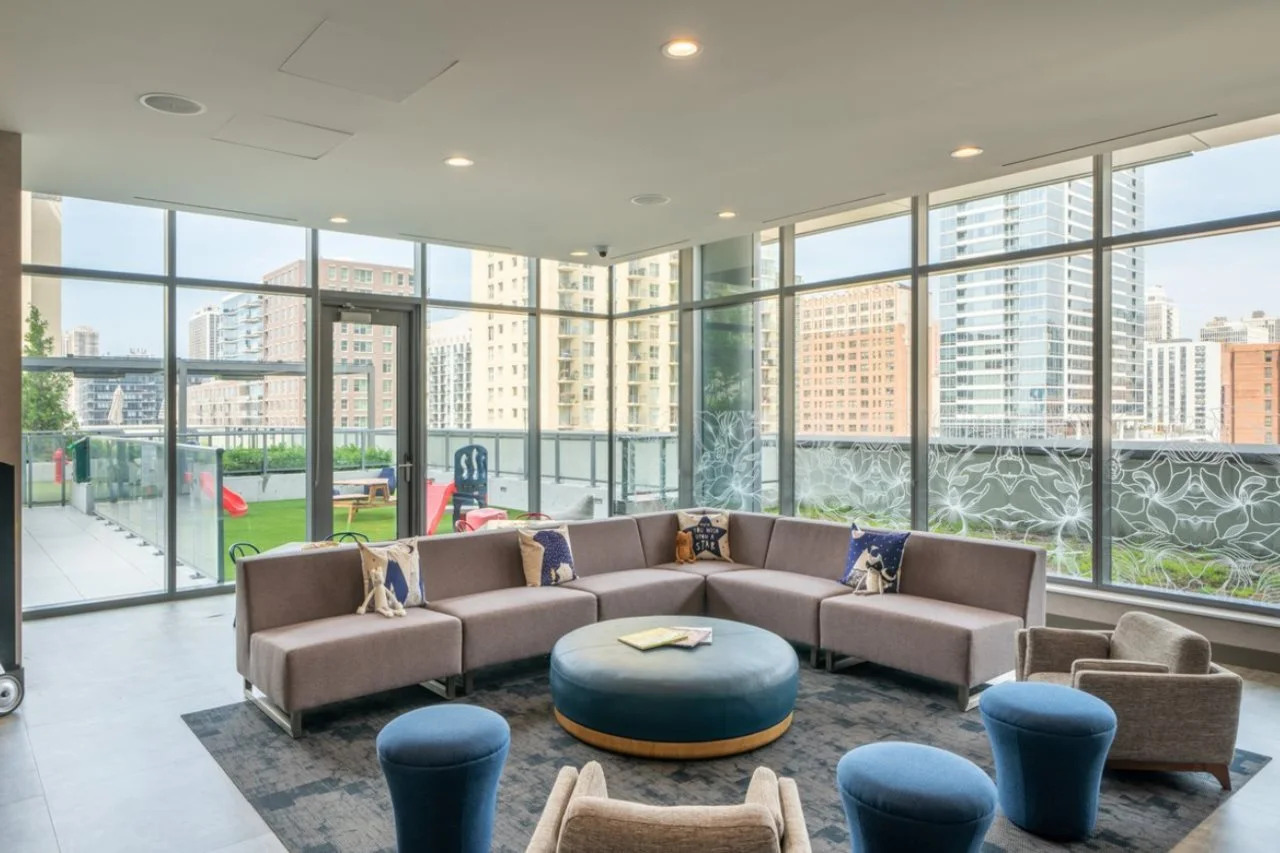 Foto - Level Chicago - Old Town