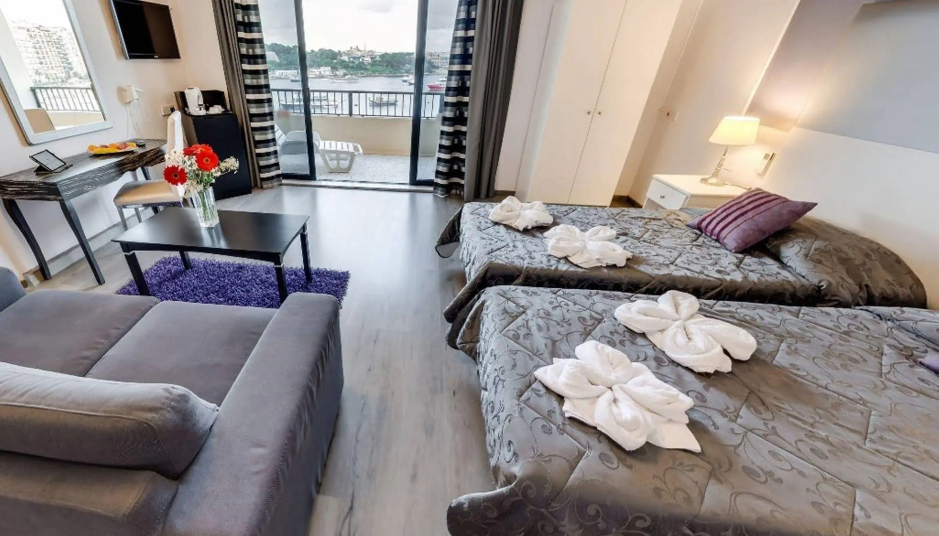 Photo - Sliema Marina Hotel