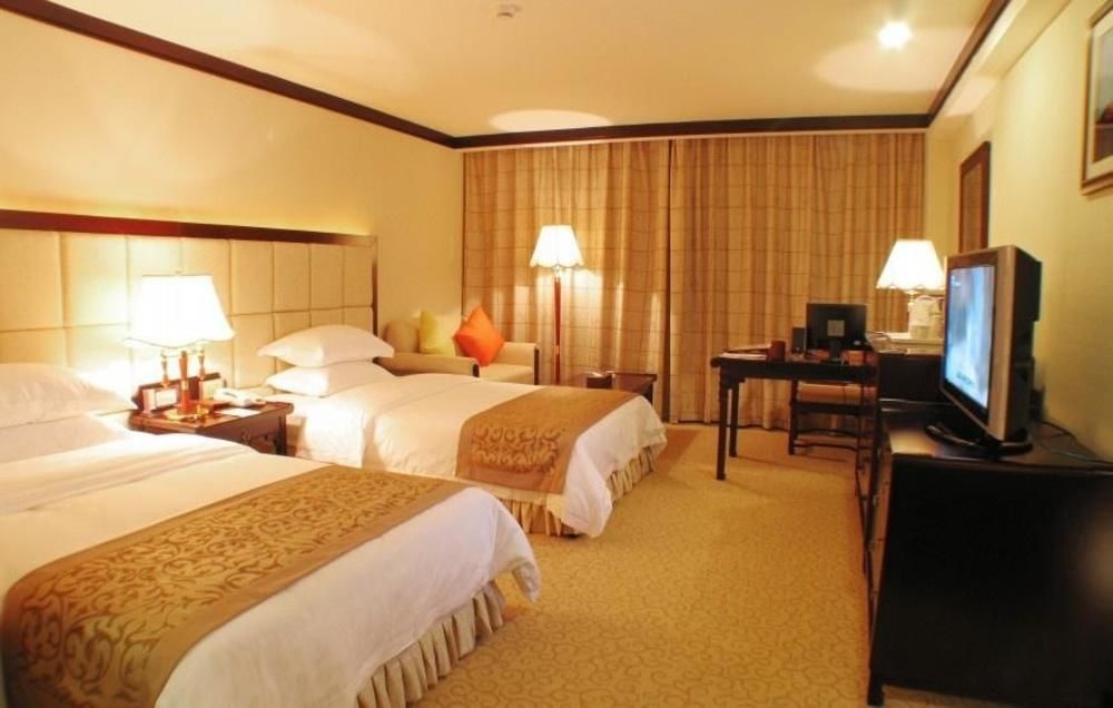 March Flower International Hotel