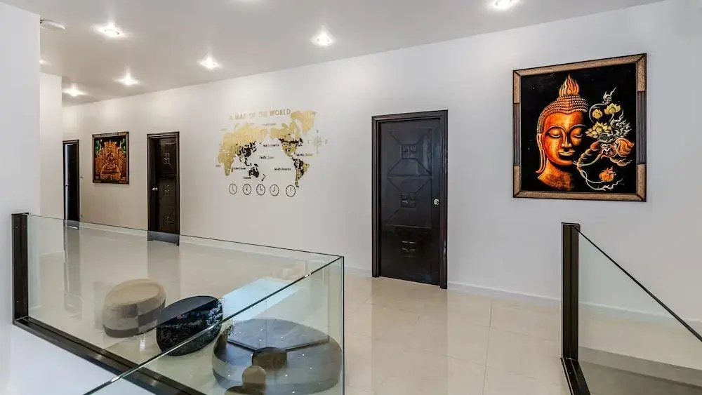 Foto - GOLDLAND Luxury Pool Villa Pattaya Walking Street 8 Bedrooms