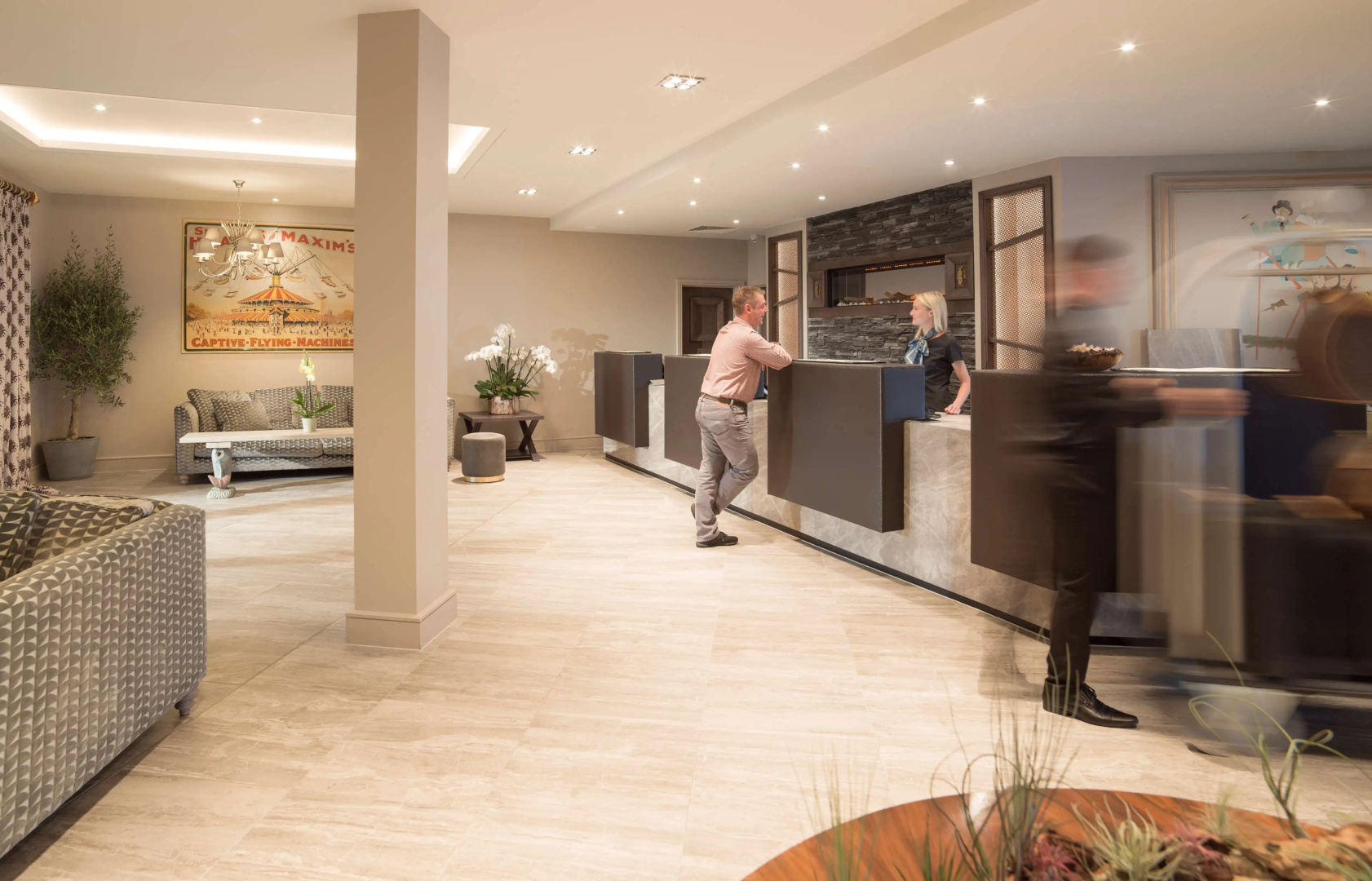 Photo - Boulevard Hotel
