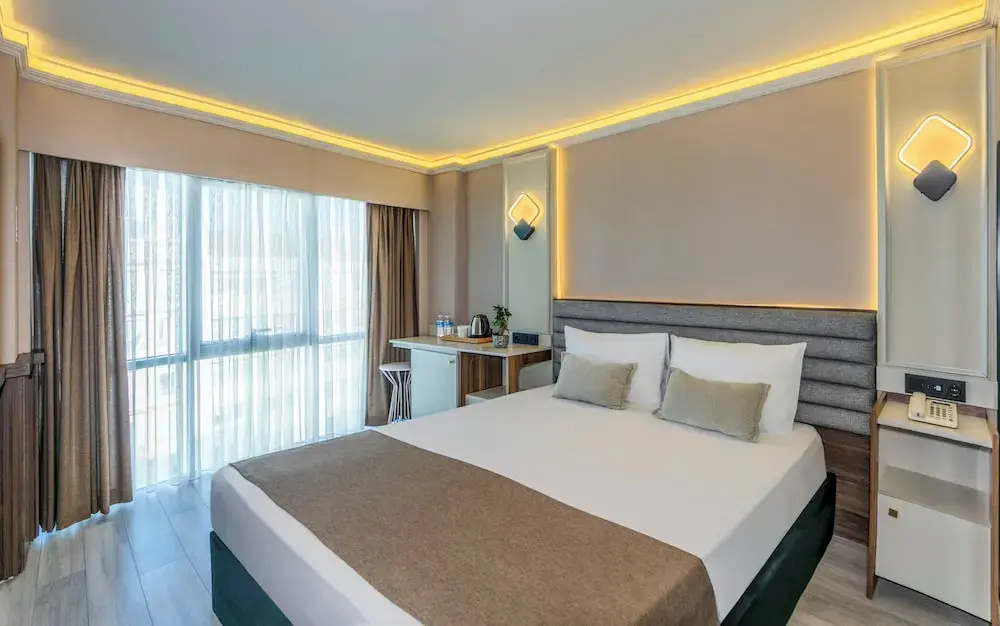 Photo - Felix Hotel