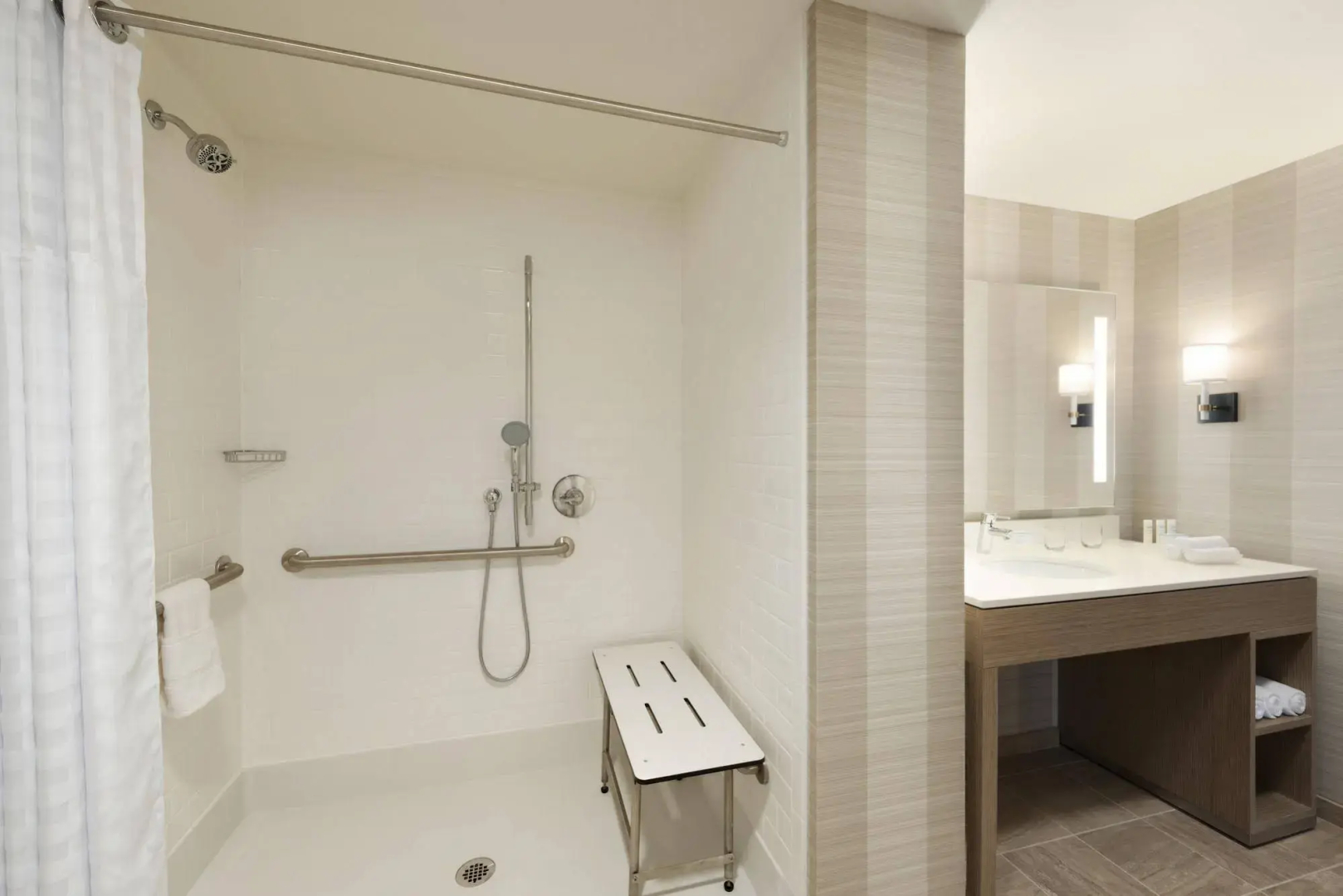 Photo - Homewood Suites by Hilton Chicago West Loop Fulton Mkt Area