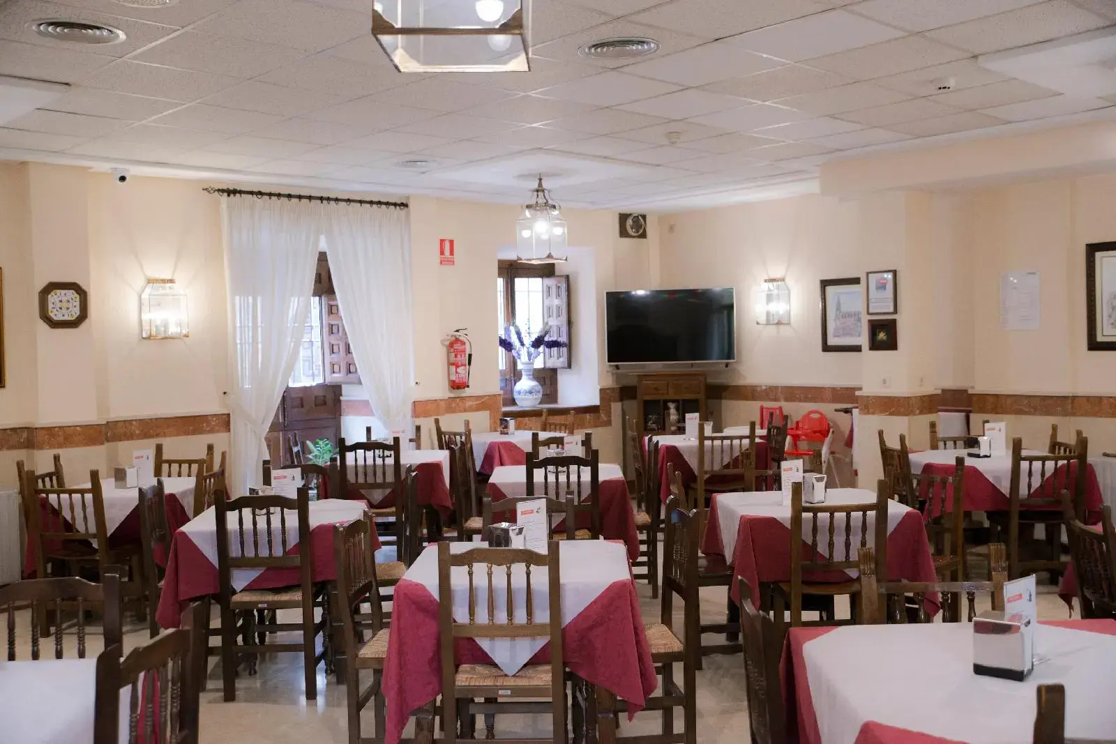 Photo - Hotel Santa Isabel