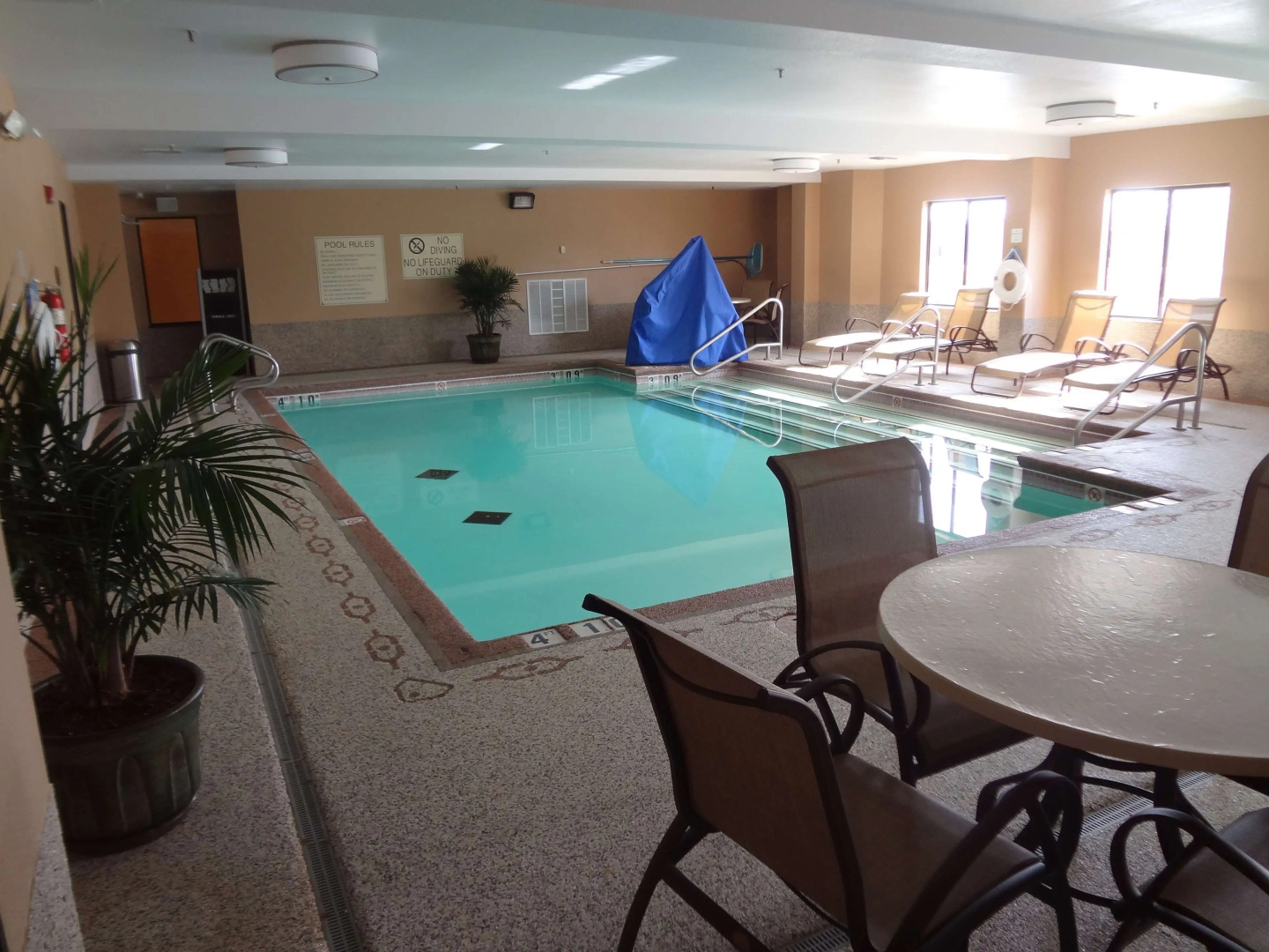 Photo - Best Western Plus Woodland Hills Hotel & Suites