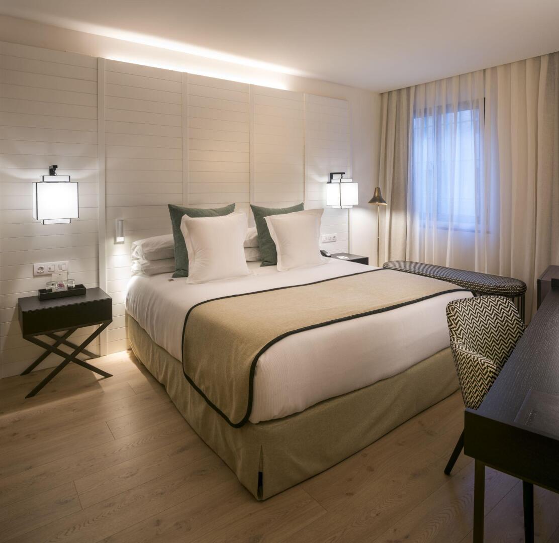 Photo - Molina Lario