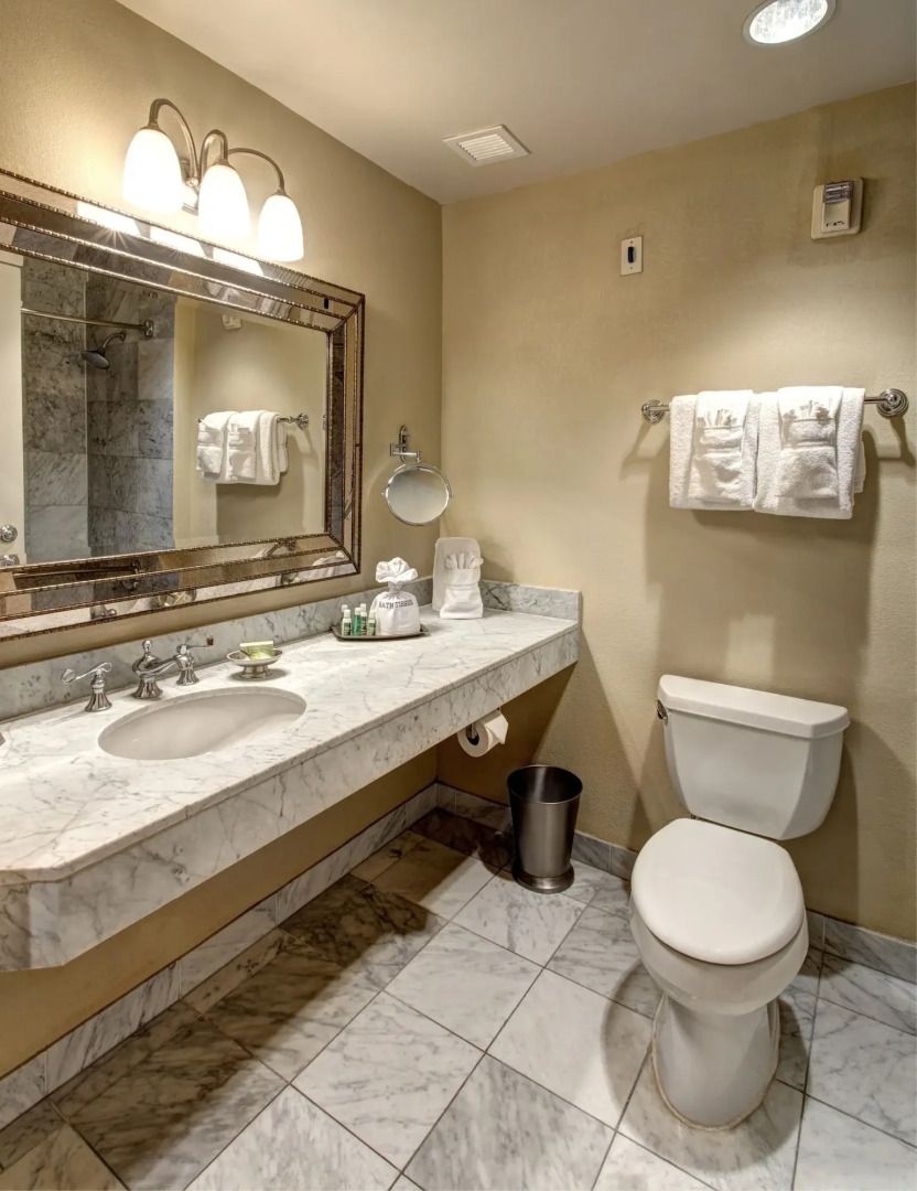 Photo - voco St James Hotel by IHG