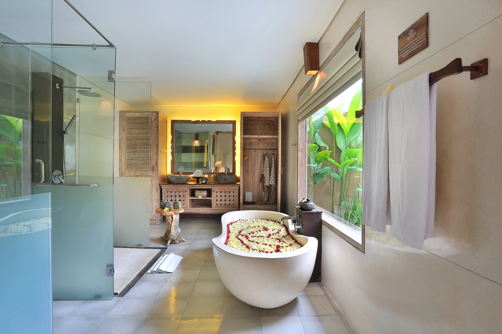 Foto - Pramana Watu Kurung