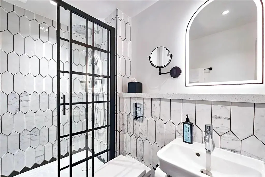Photo - The Met Hotel Leeds - Newly Refurbished