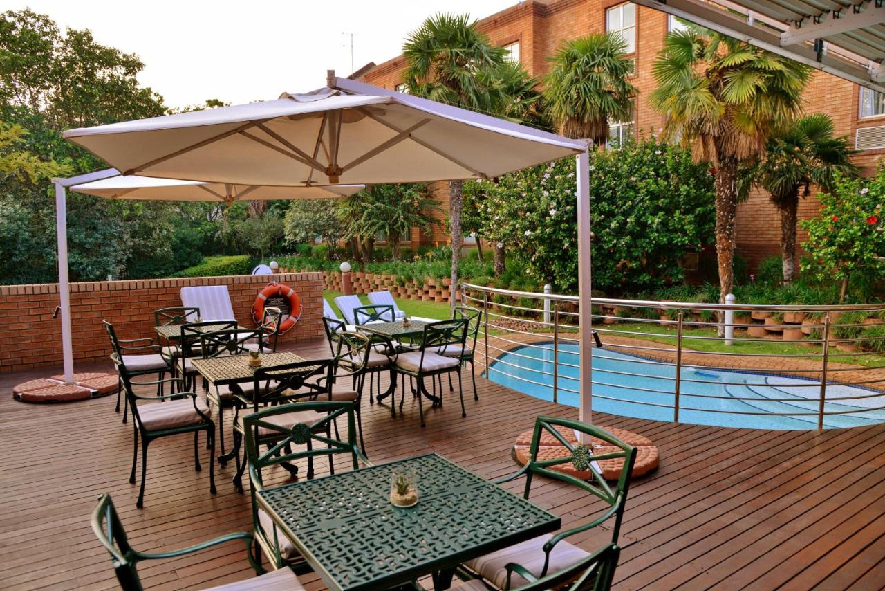 Photo - Road Lodge Sandton Grayston Drive
