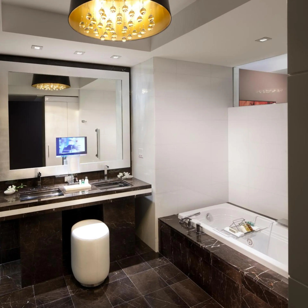 Photo - Hotel Beaux Arts, Autograph Collection