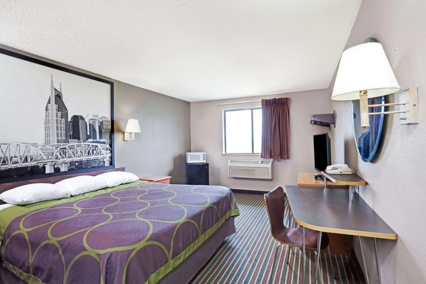 Foto - Super 8 by Wyndham Nashville/ Dntn/ Opryland Area