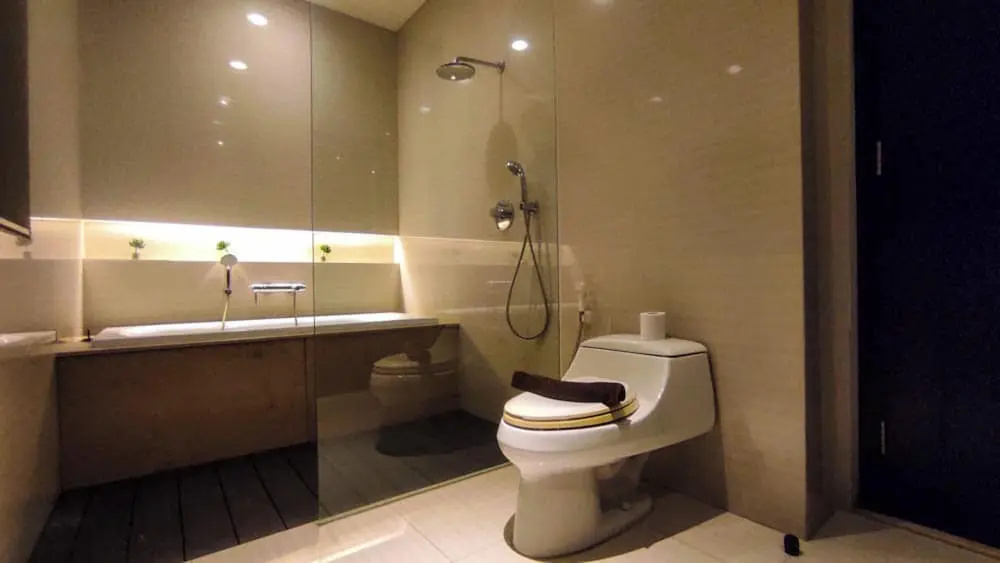 Apartment 3Br With River View In City Center At Sumatra36 Surabaya