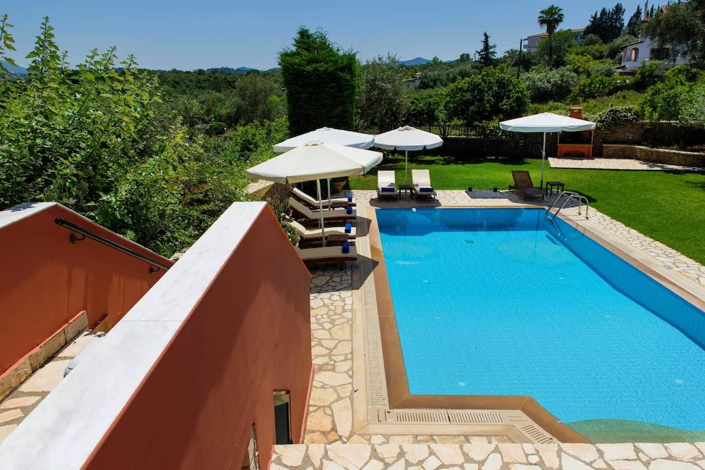 Photo - Il Tesori Dassia Villas