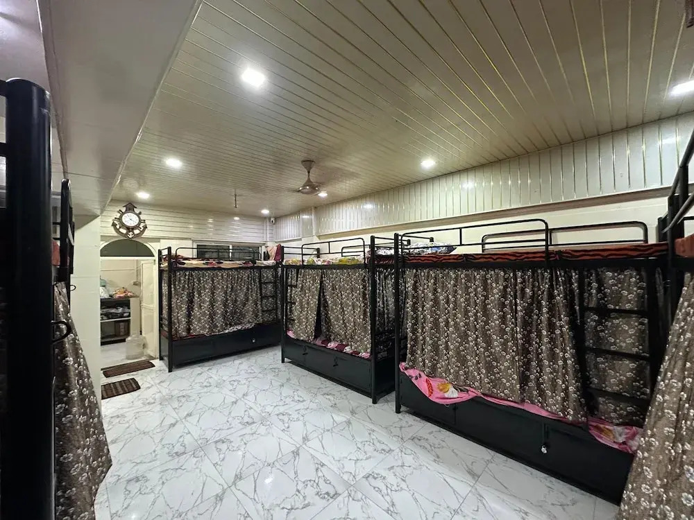 Photo - Balaji Dormitory In Andheri