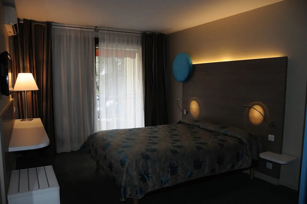 Foto - Servotel Castagniers