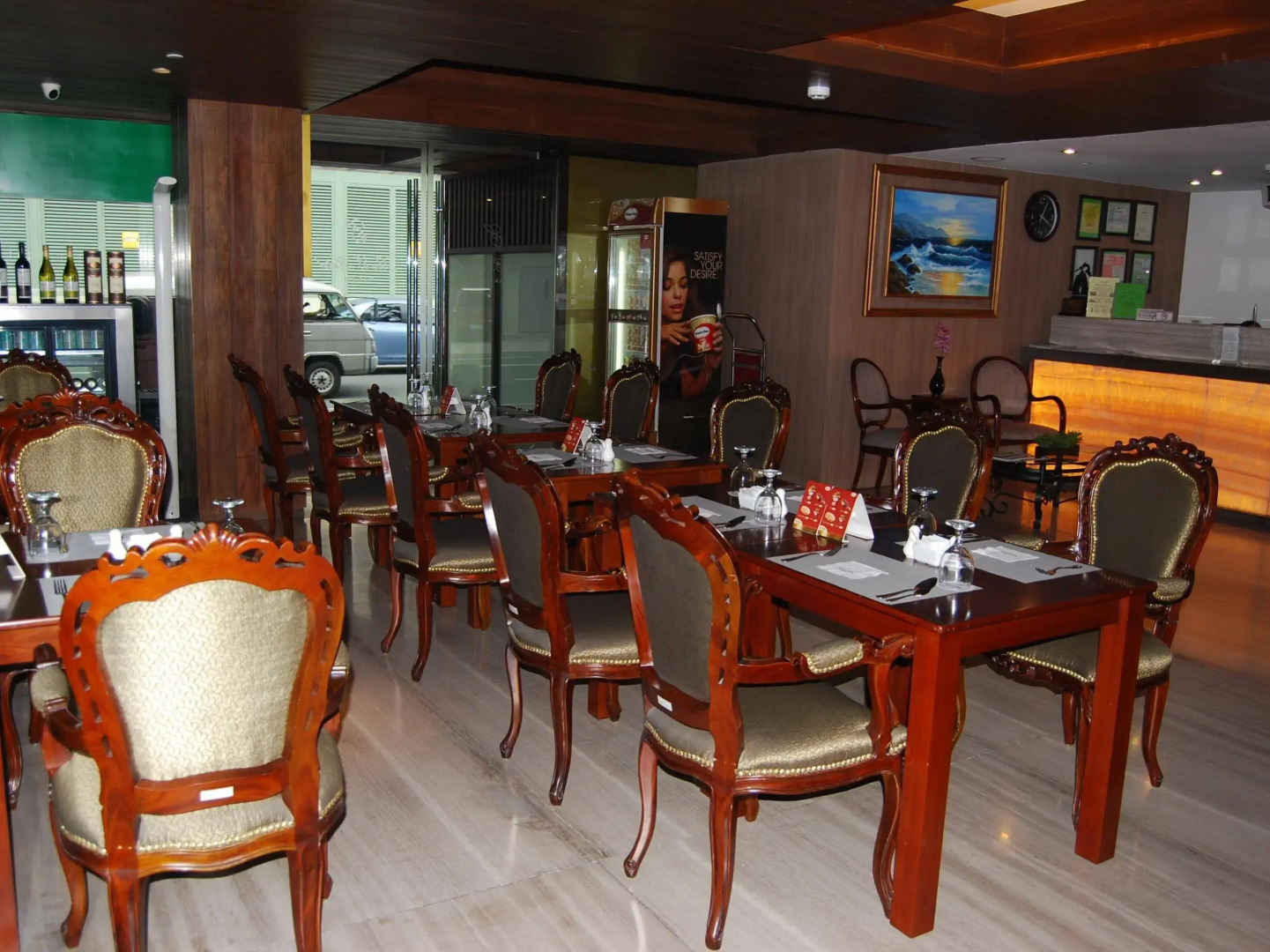 Photo - The E-Hotel Makati