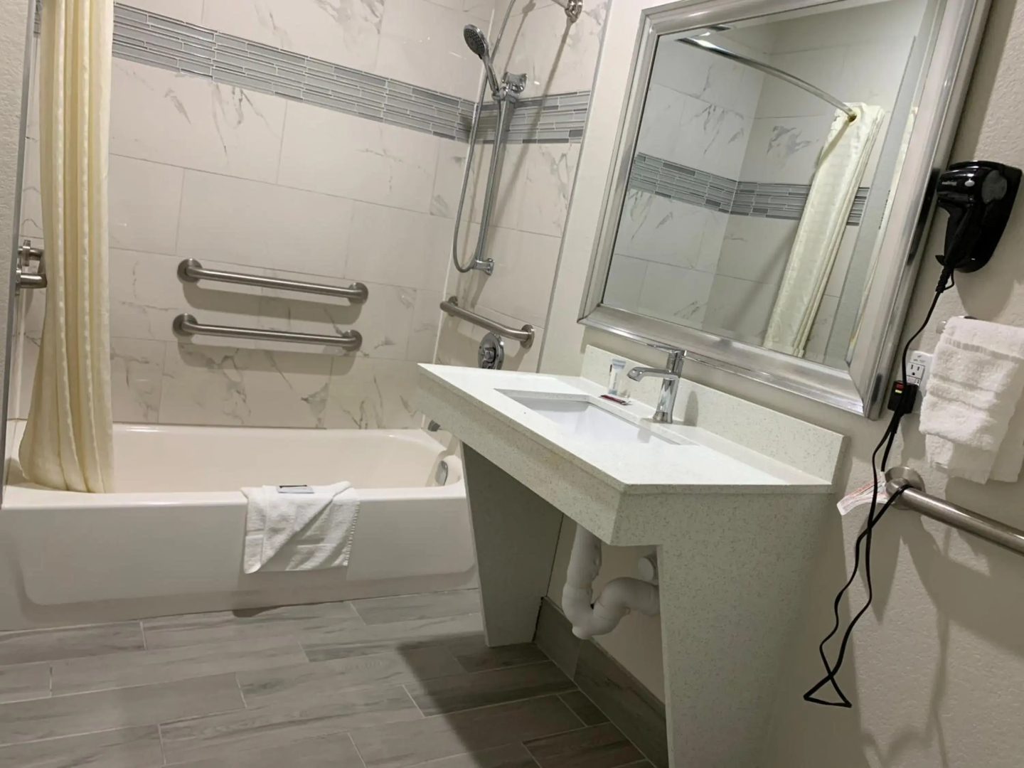 Foto - Scottish Inn & Suites - IAH Airport