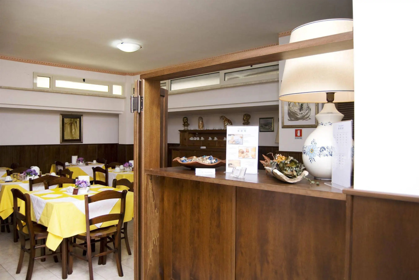 Photo - Hotel California