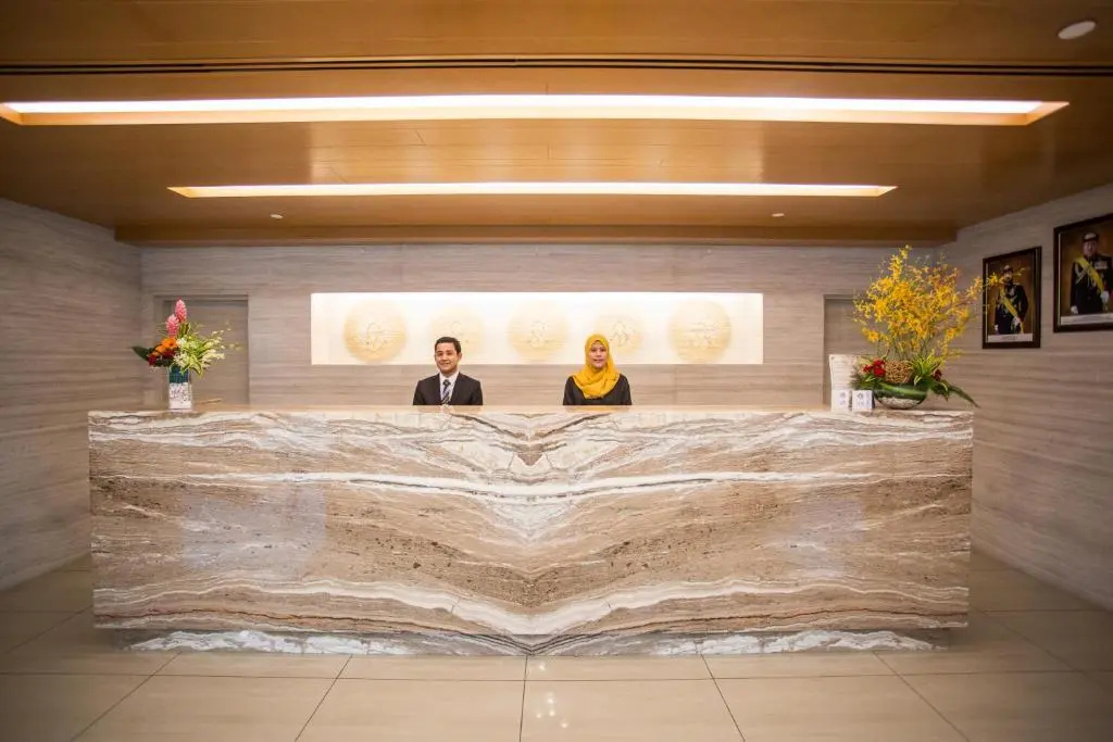 Photo - V8 Hotel
