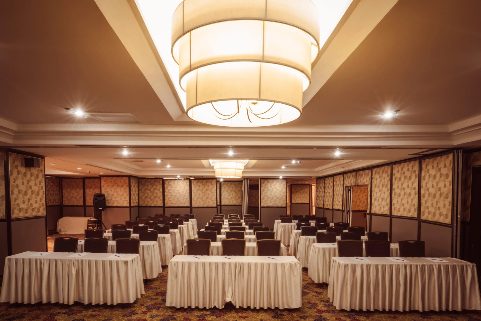 Foto - Ramada by Wyndham Manila Central