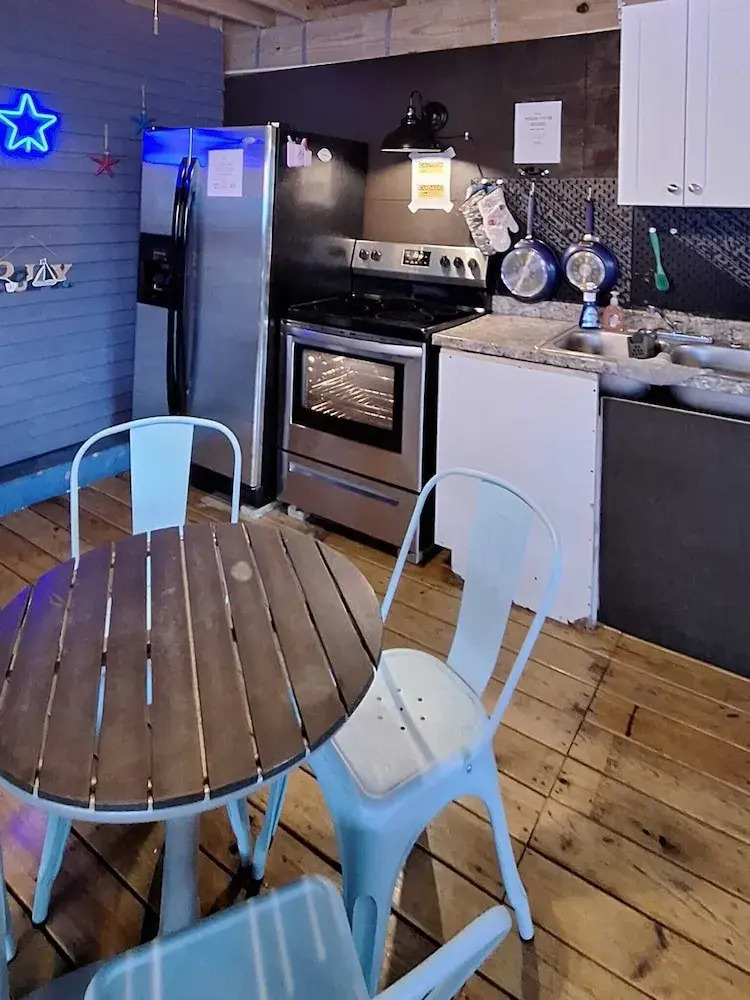 Photo - Blue Little Havana