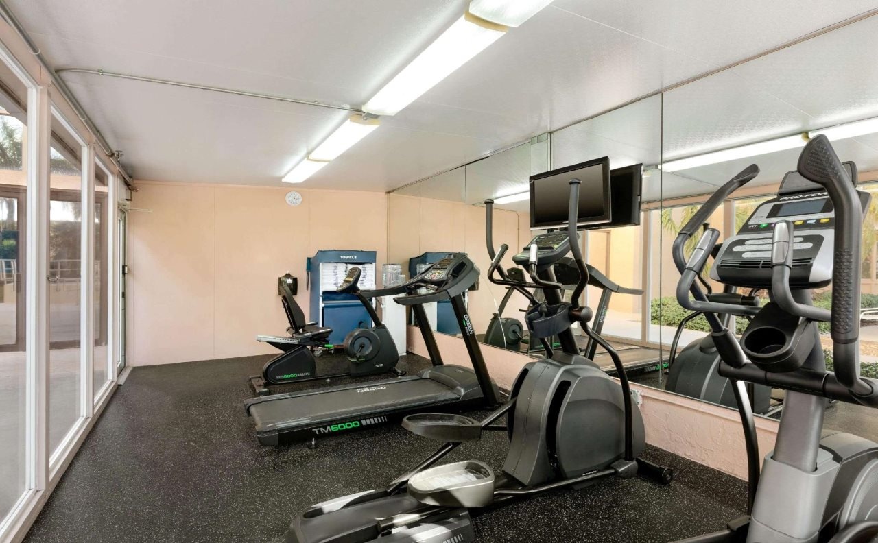 Photo - enVision Hotel Miami International Airport