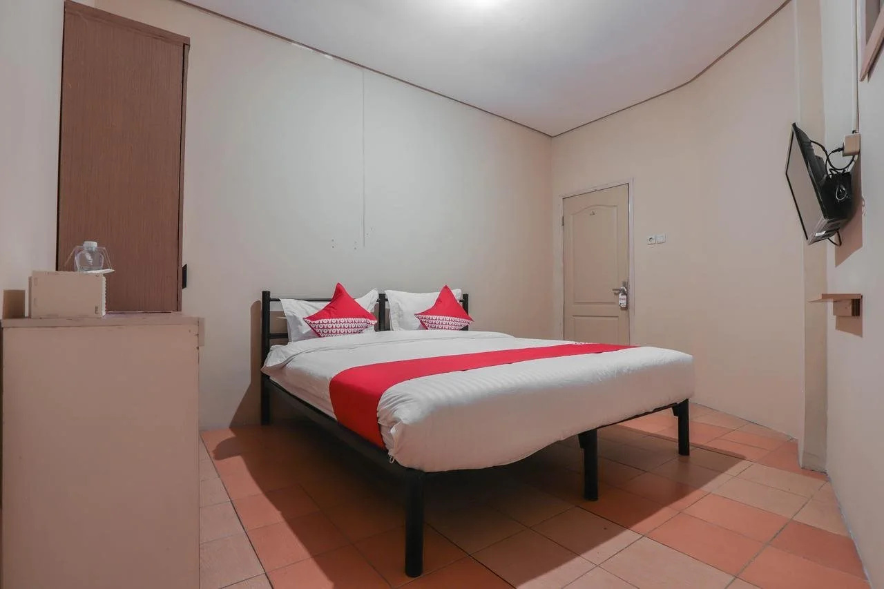 Foto - Hotel O near Summarecon Mall Serpong formerly Gemilang Guesthouse