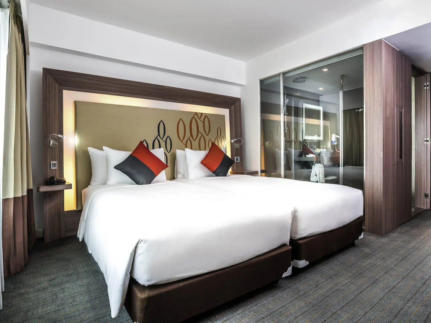 Foto - Hilton Garden Inn Bangkok Silom