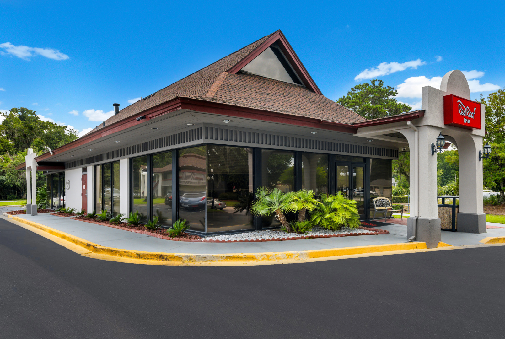 Photo - Red Roof Inn Savannah – Southside/Midtown