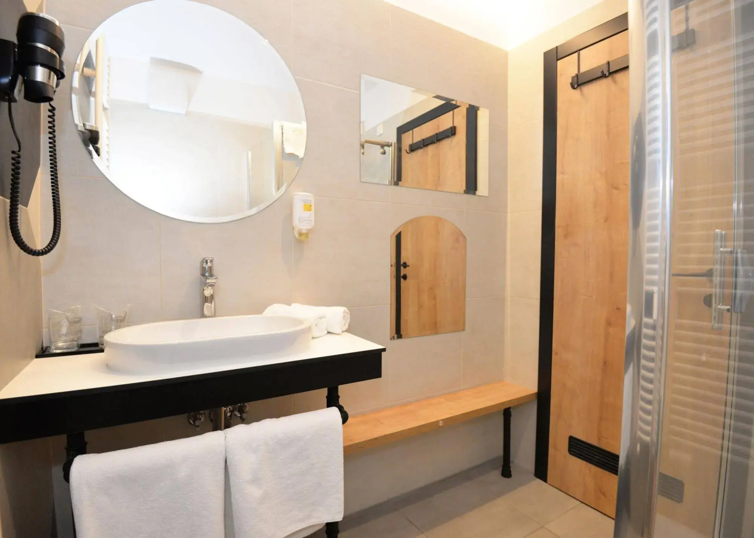 Photo - The Loop Hotel