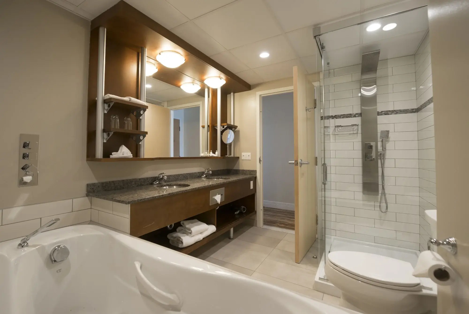 Foto - Hotel & Suites Le Dauphin Quebec