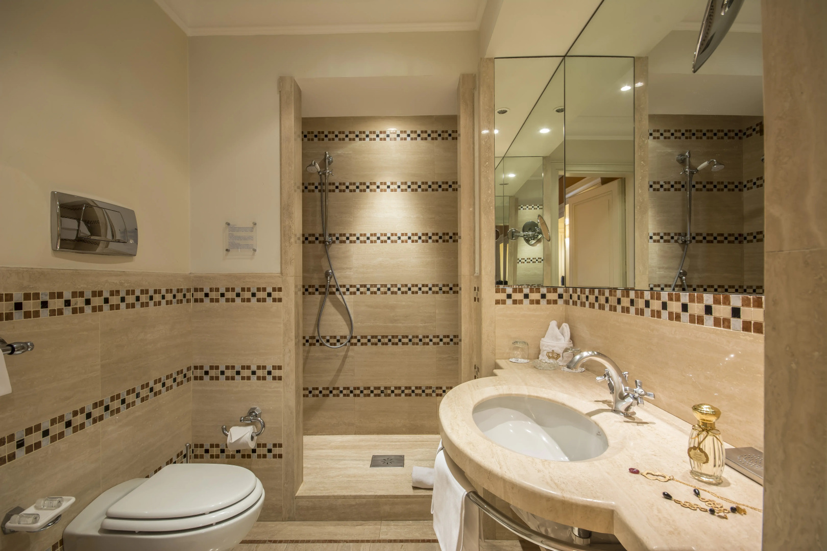 Foto - Hotel Corona d'Oro 1890