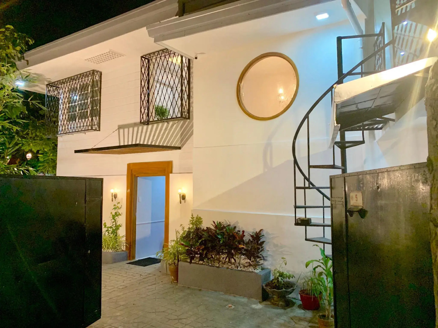 Photo - Courtyard Hotel