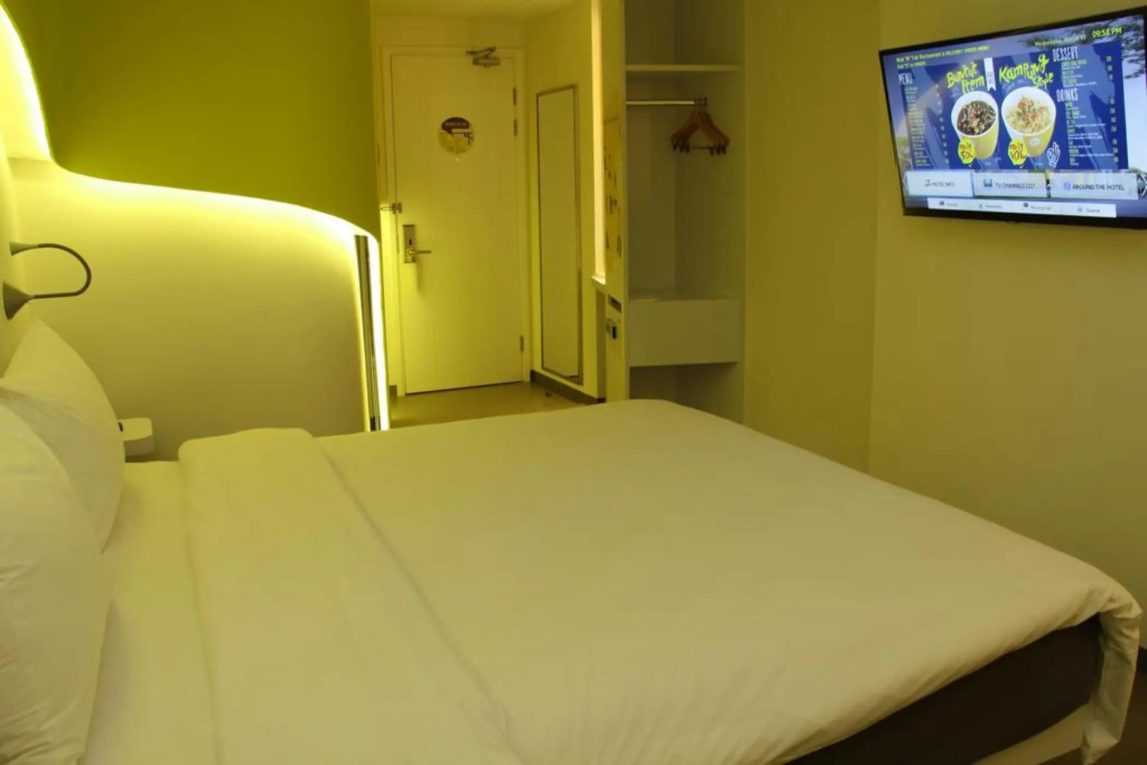 Photo - YELLO Hotel Manggarai Jakarta